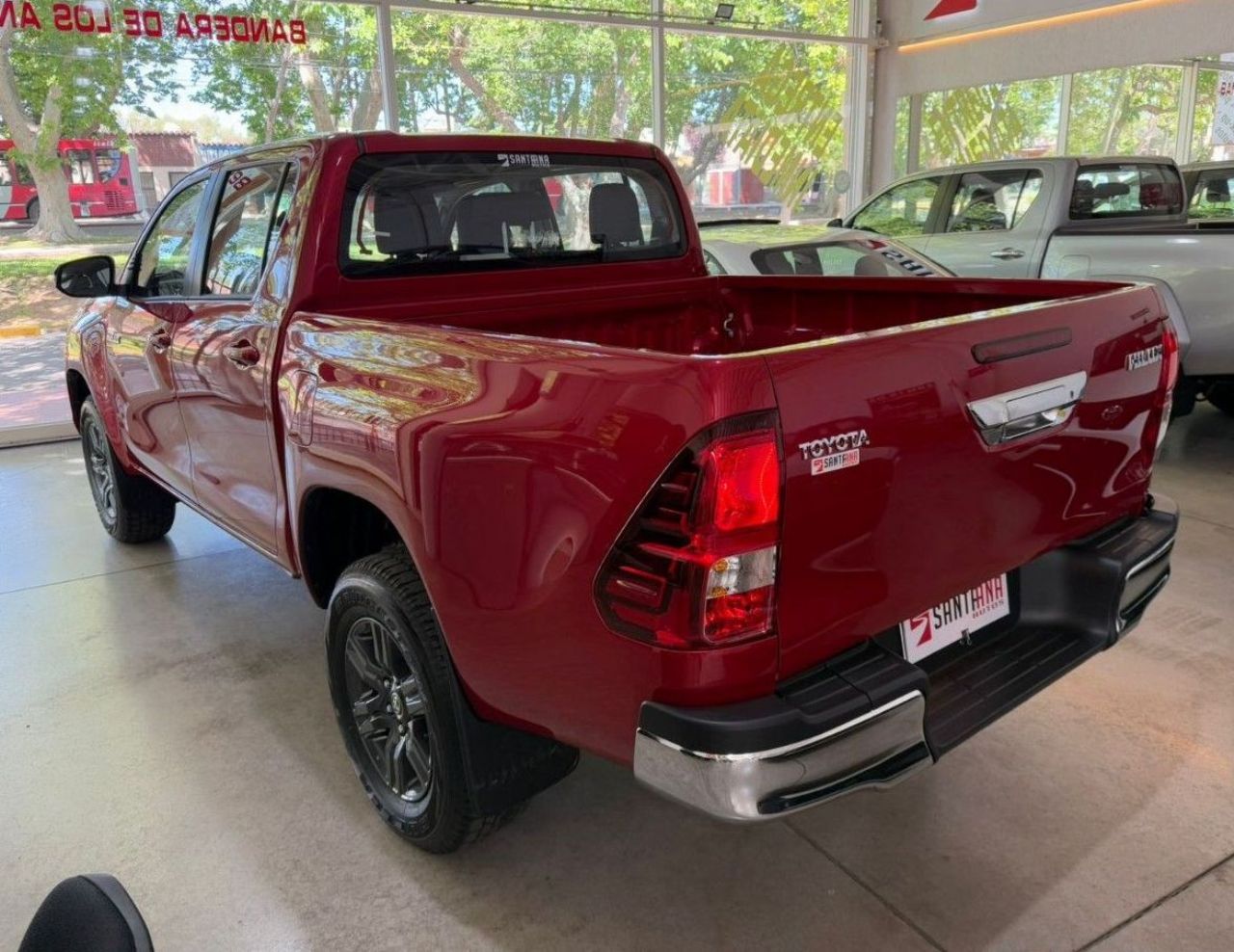 Toyota Hilux Nueva Financiado en Mendoza, deRuedas
