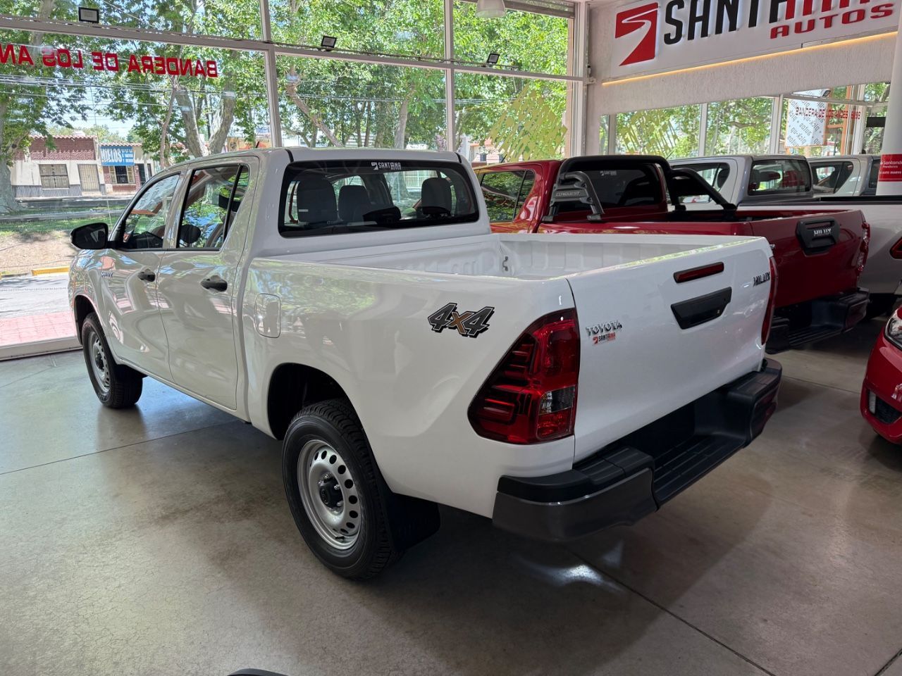 Toyota Hilux Nueva en Mendoza, deRuedas