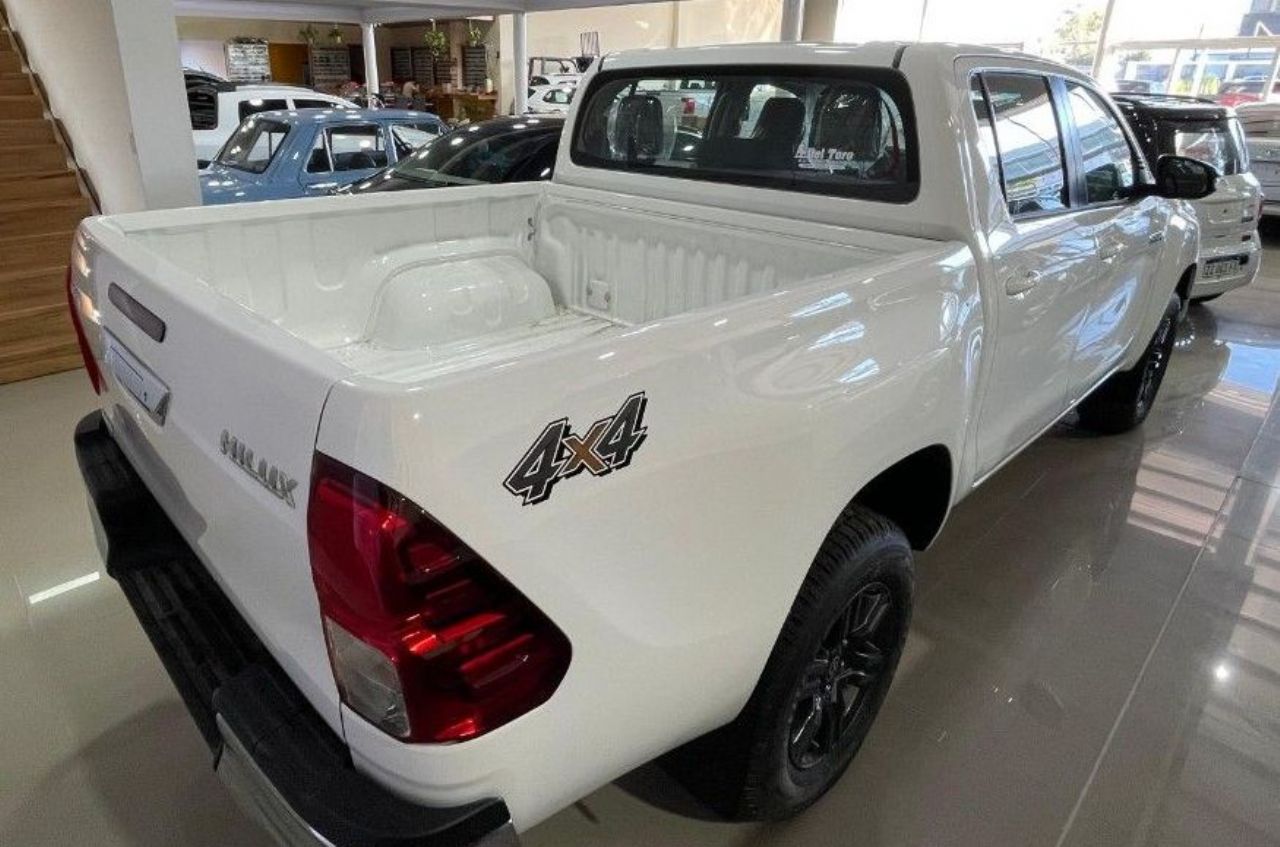Toyota Hilux Nueva Financiado en San Juan, deRuedas