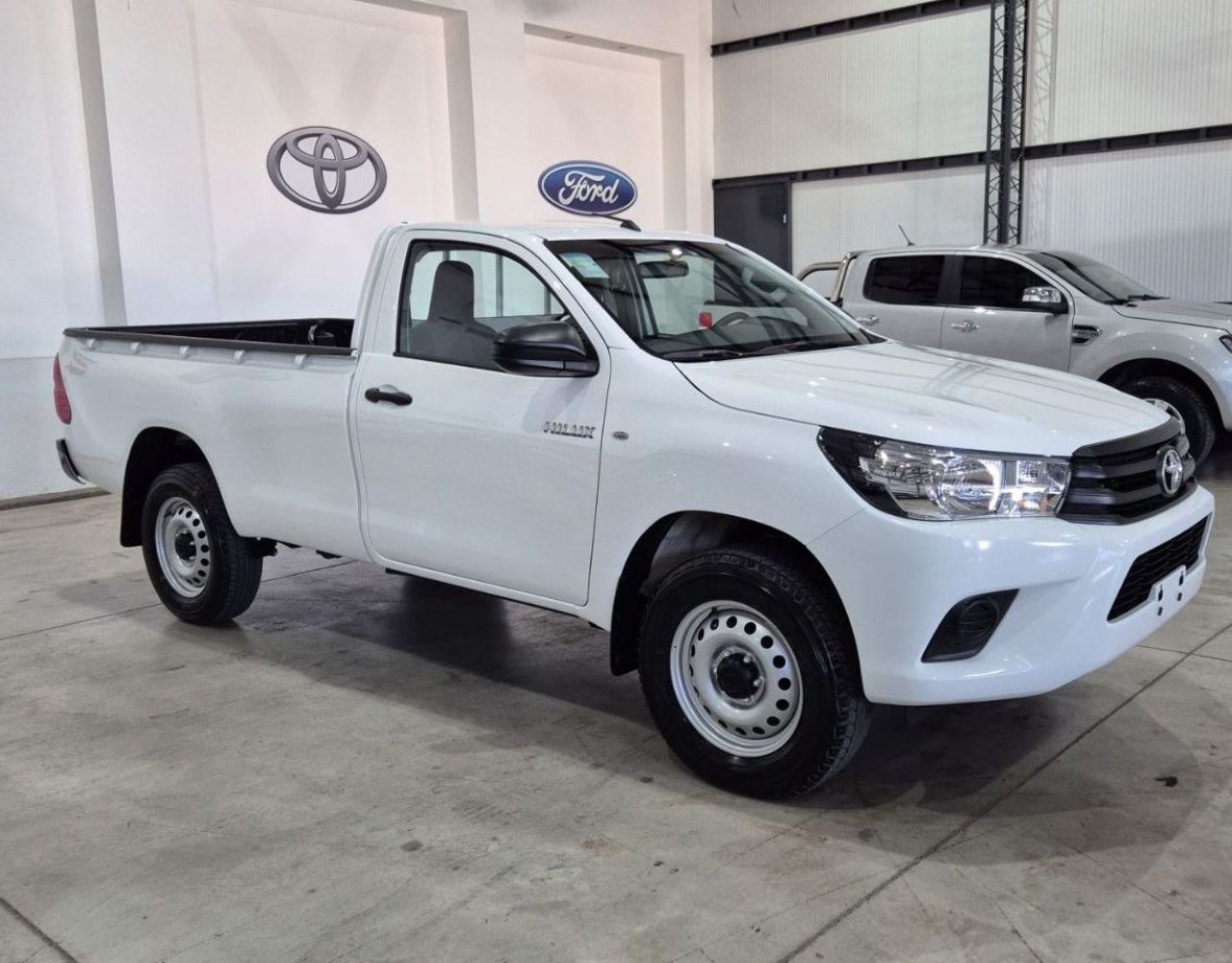 Toyota Hilux Nueva en Mendoza, deRuedas