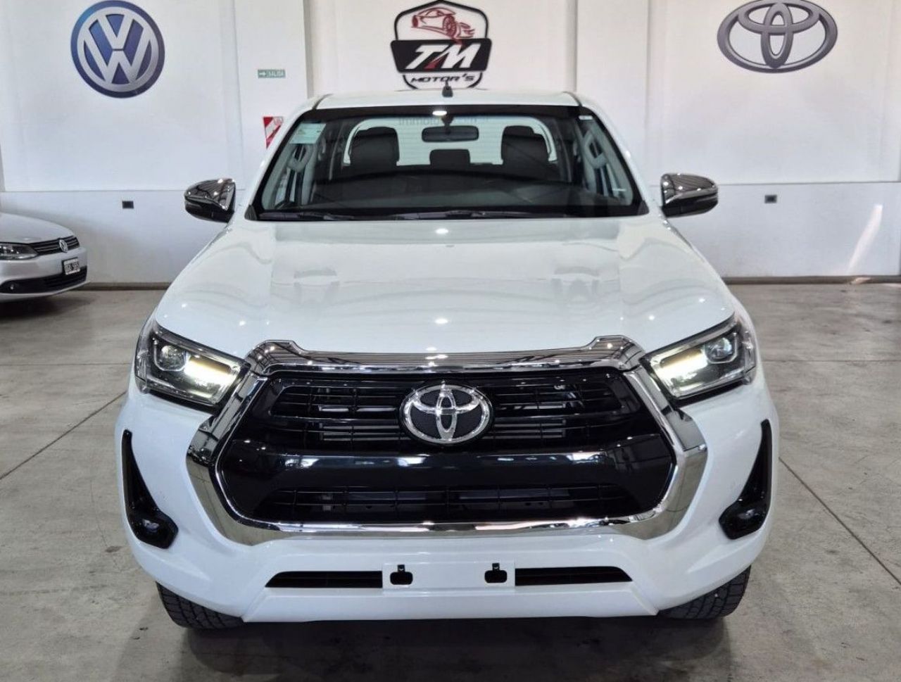 Toyota Hilux Nueva en Mendoza, deRuedas