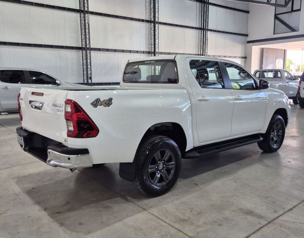 Toyota Hilux Nueva en Mendoza, deRuedas