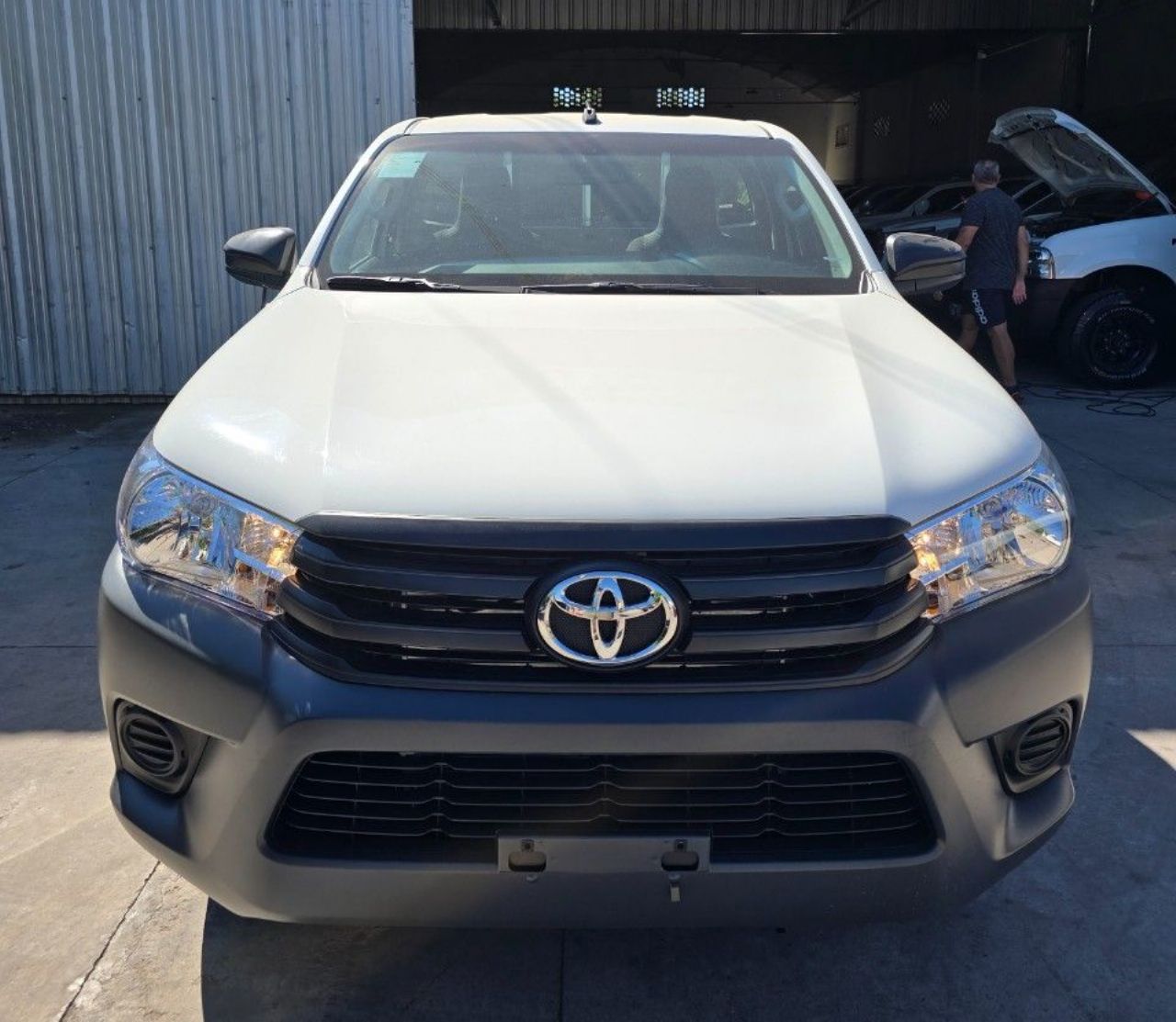Toyota Hilux Nueva en Mendoza, deRuedas