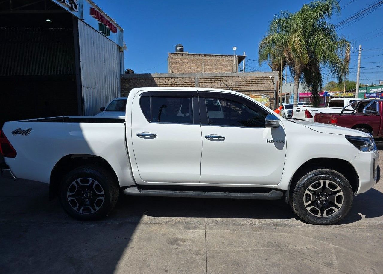 Toyota Hilux Nueva Financiado en Mendoza, deRuedas
