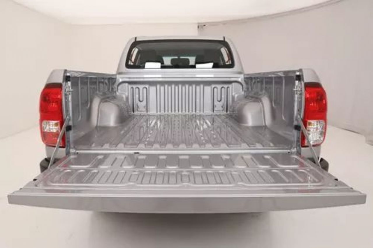 Toyota Hilux Nueva en Mendoza, deRuedas