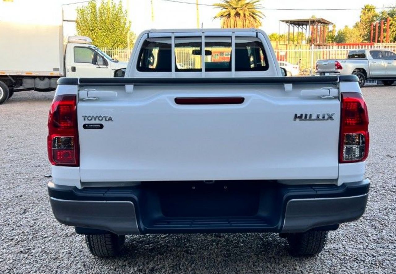 Toyota Hilux Nueva en Mendoza, deRuedas