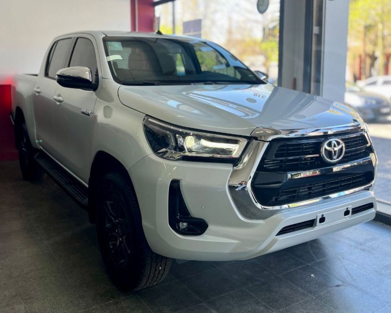 Toyota Hilux Nueva Financiado en Mendoza, deRuedas