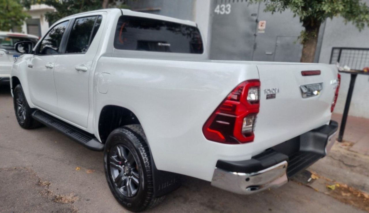 Toyota Hilux Nueva Financiado en Mendoza, deRuedas