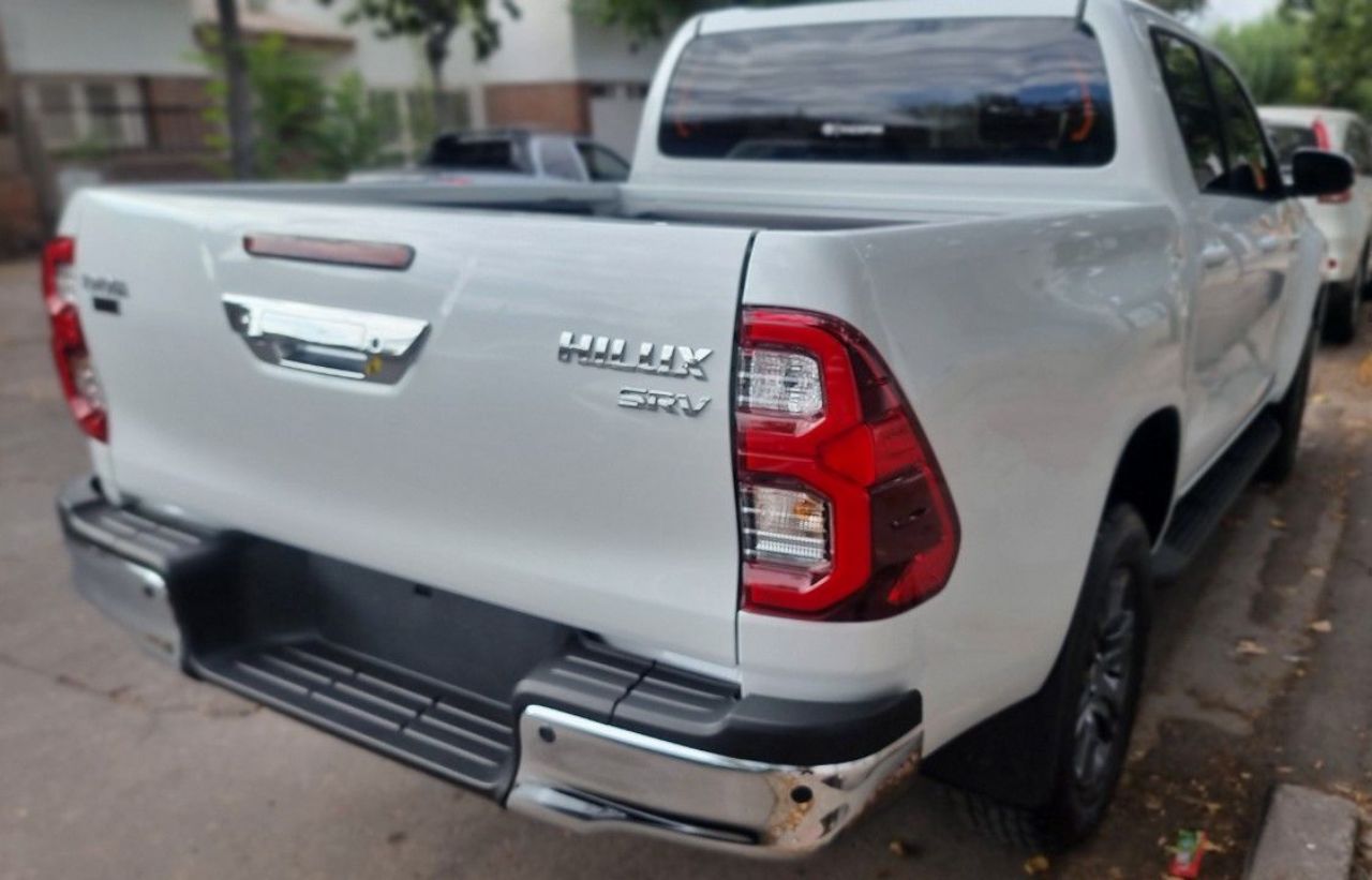 Toyota Hilux Nueva Financiado en Mendoza, deRuedas