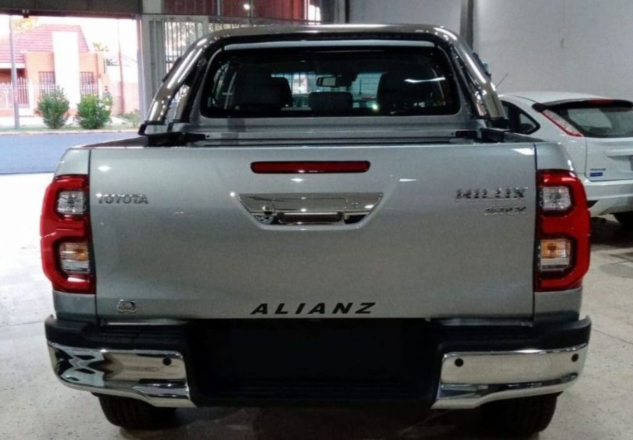 Toyota Hilux Nueva en San Luis, deRuedas