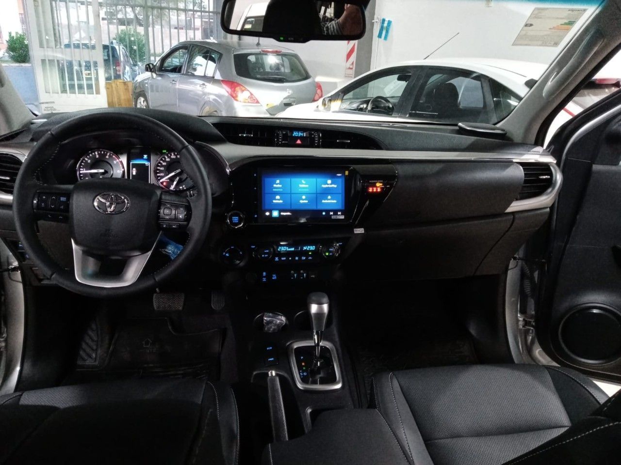 Toyota Hilux Nueva en San Luis, deRuedas