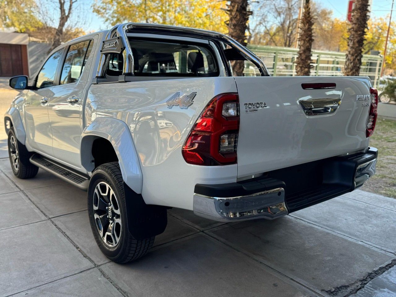 Toyota Hilux Nueva en Mendoza, deRuedas