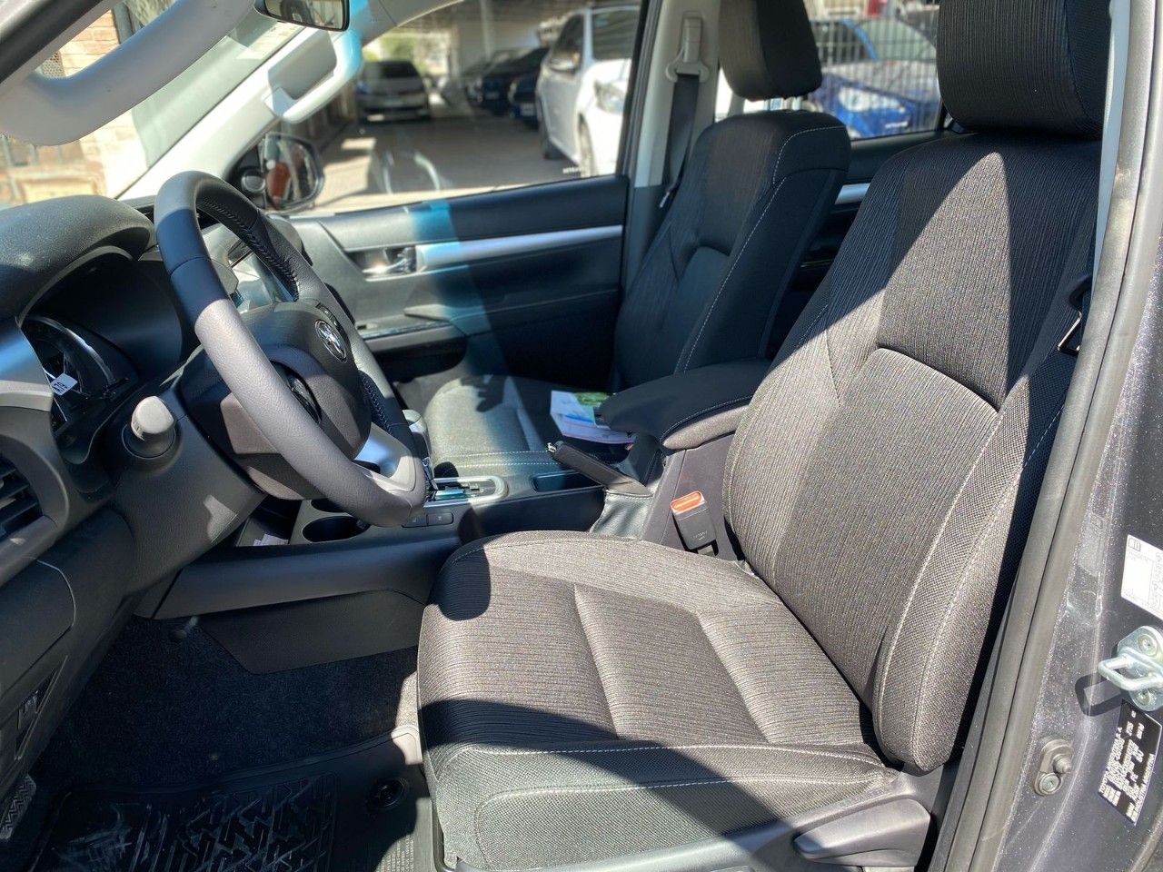 Toyota Hilux Nueva en San Juan, deRuedas