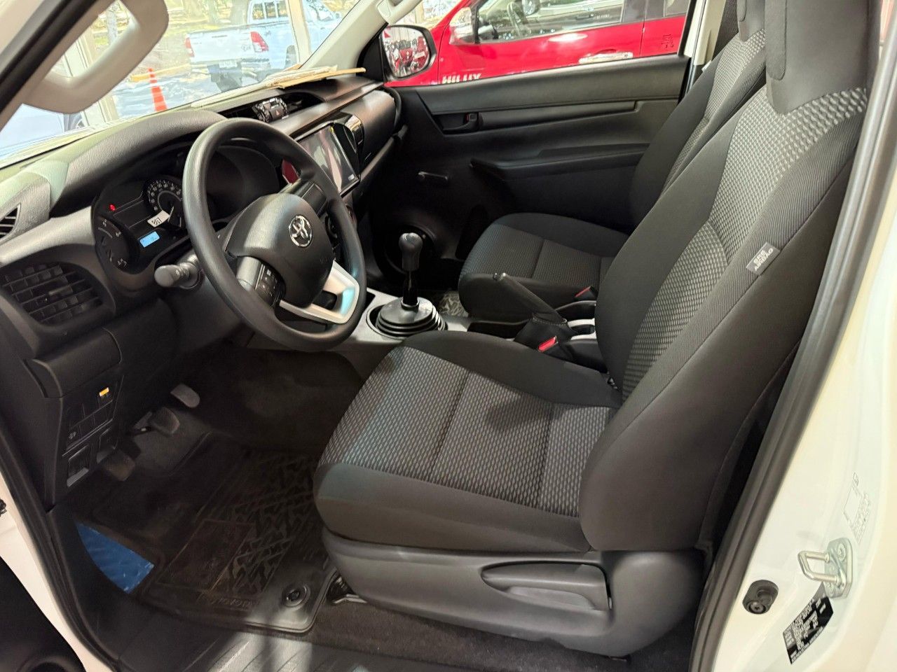 Toyota Hilux Nueva Financiado en Mendoza, deRuedas