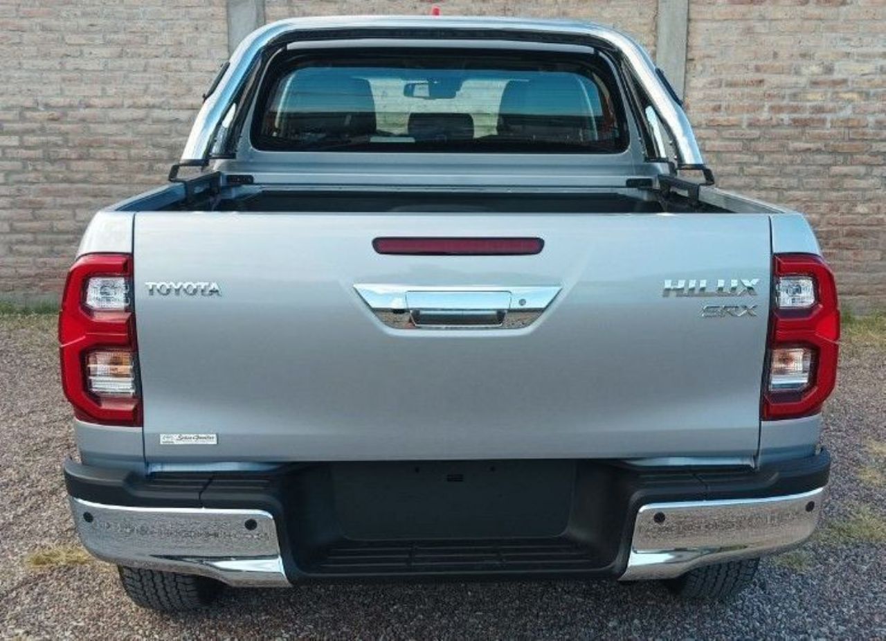 Toyota Hilux Nueva en San Juan, deRuedas