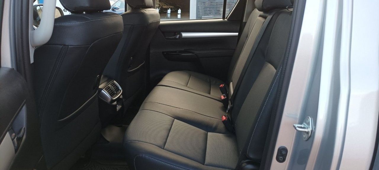 Toyota Hilux Nueva en San Juan, deRuedas