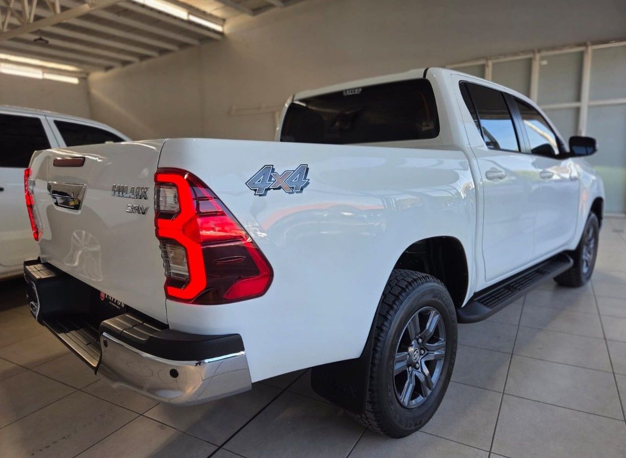 Toyota Hilux Nueva Financiado en Mendoza, deRuedas
