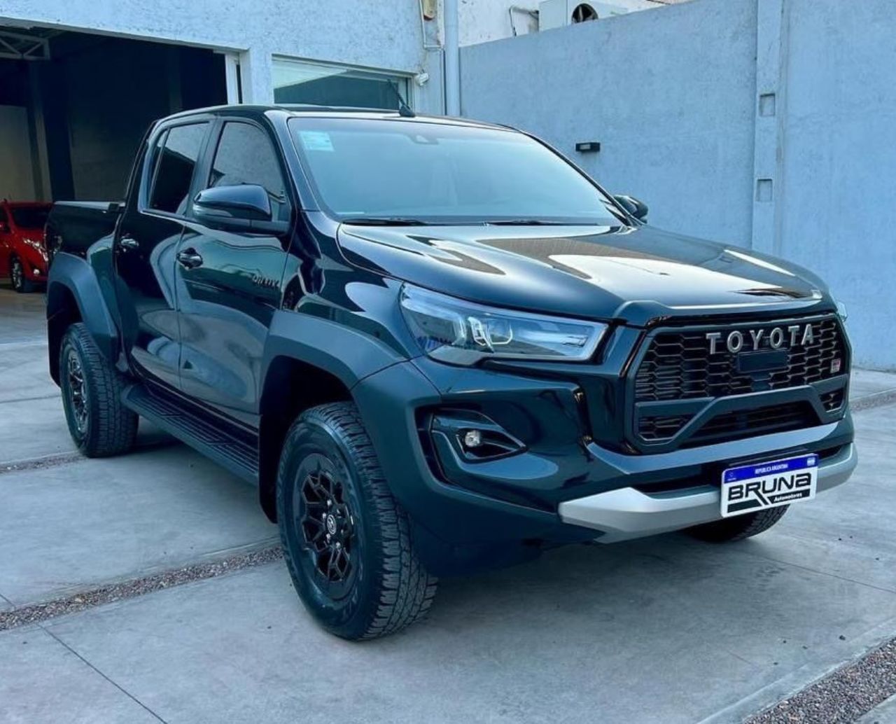 Toyota Hilux Nueva en Mendoza, deRuedas