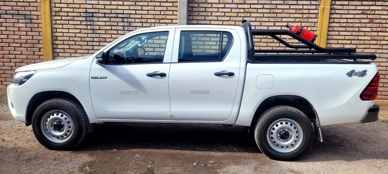 Toyota Hilux Usada en Mendoza, deRuedas