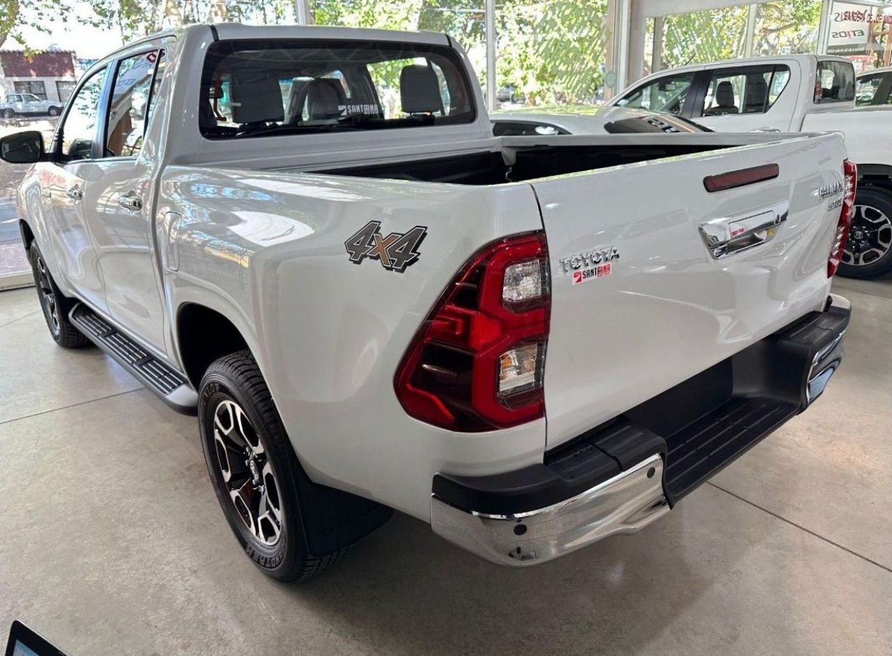 Toyota Hilux Nueva Financiado en Mendoza, deRuedas