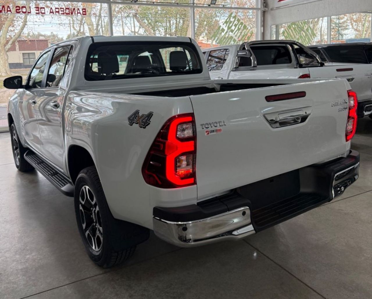 Toyota Hilux Nueva Financiado en Mendoza, deRuedas
