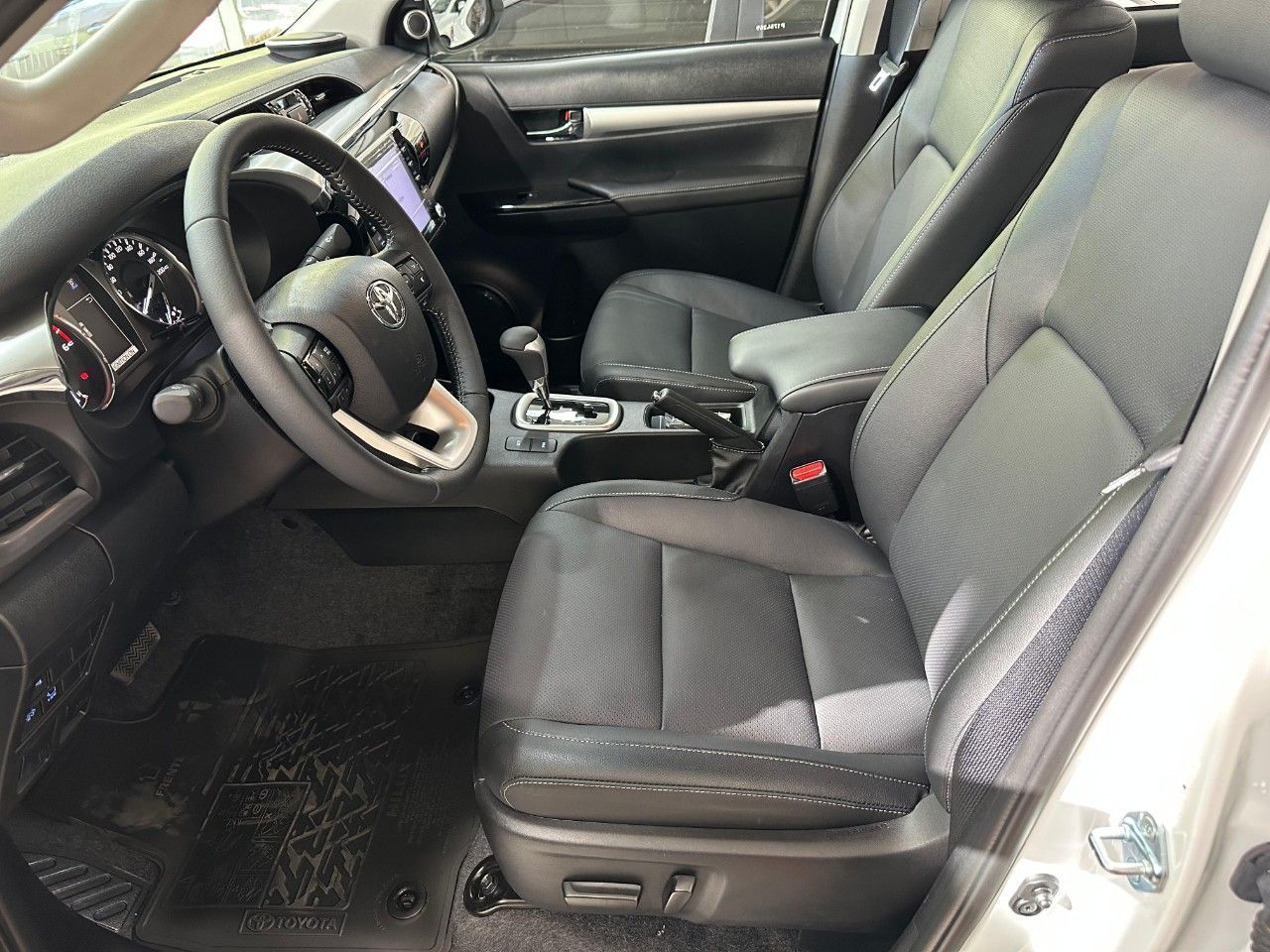 Toyota Hilux Nueva Financiado en Mendoza, deRuedas