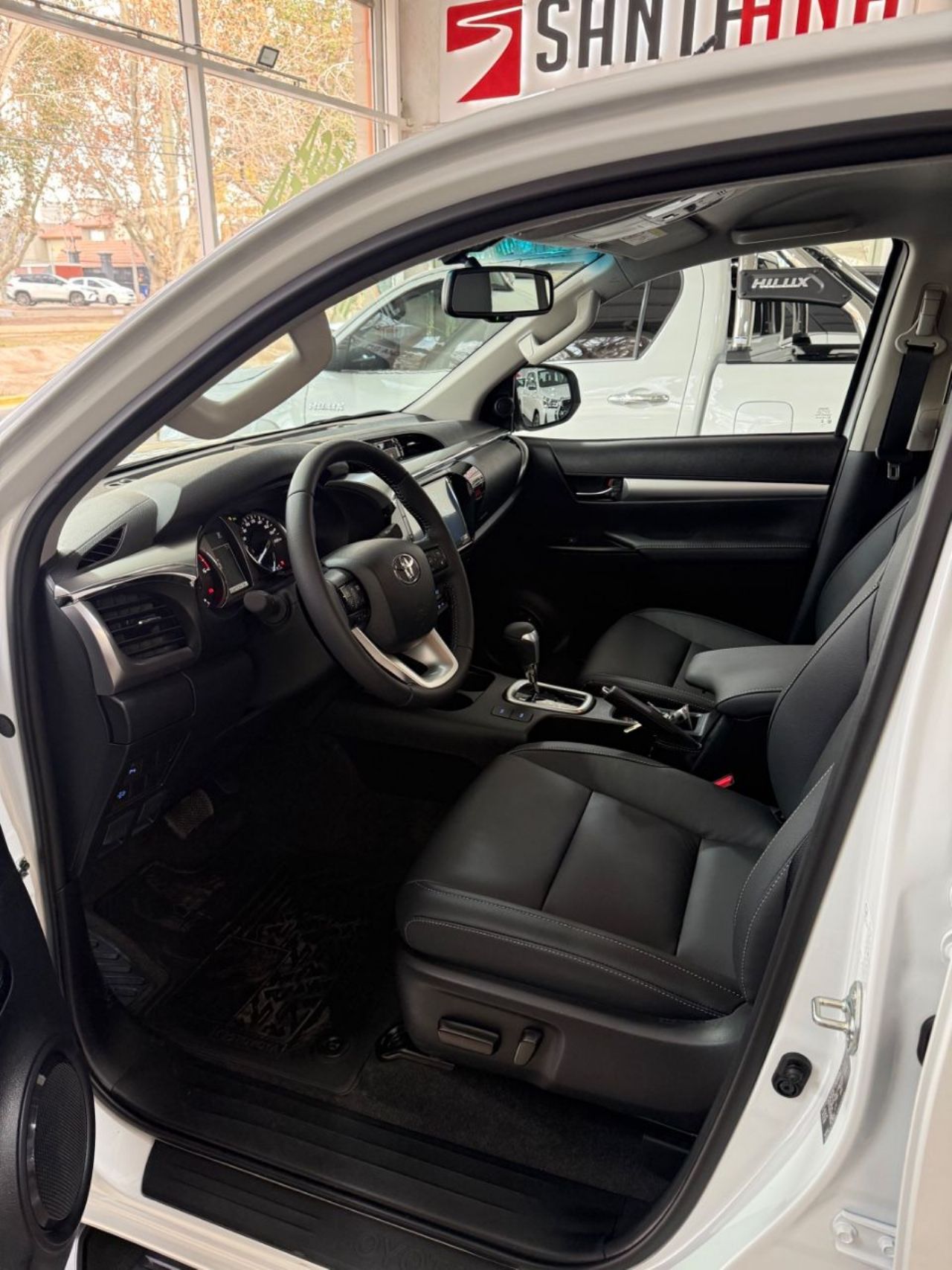 Toyota Hilux Nueva Financiado en Mendoza, deRuedas