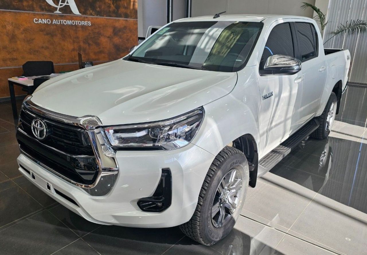 Toyota Hilux Nueva Financiado en Mendoza, deRuedas