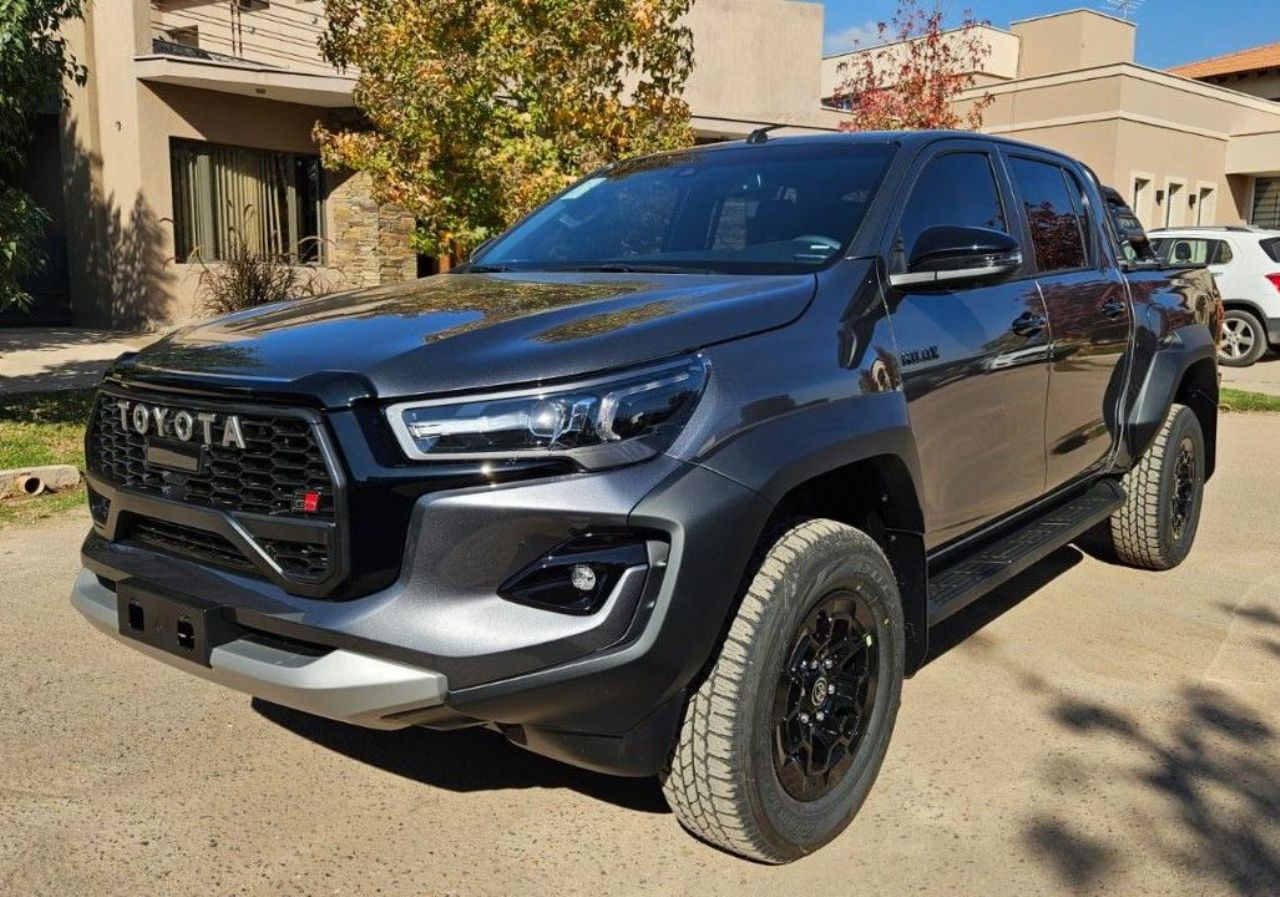 Toyota Hilux Nueva en Mendoza, deRuedas