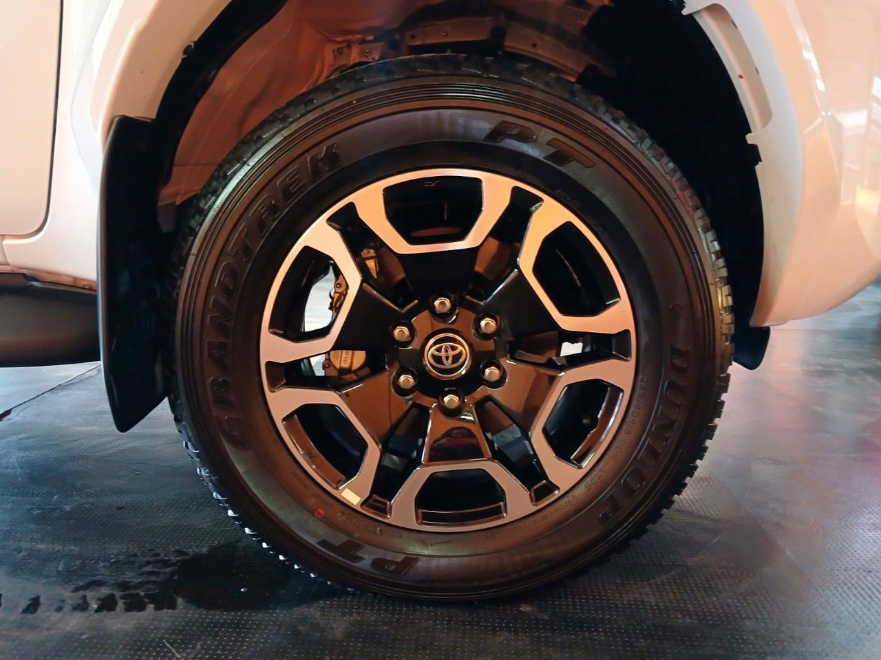 Toyota Hilux Nueva en Mendoza, deRuedas