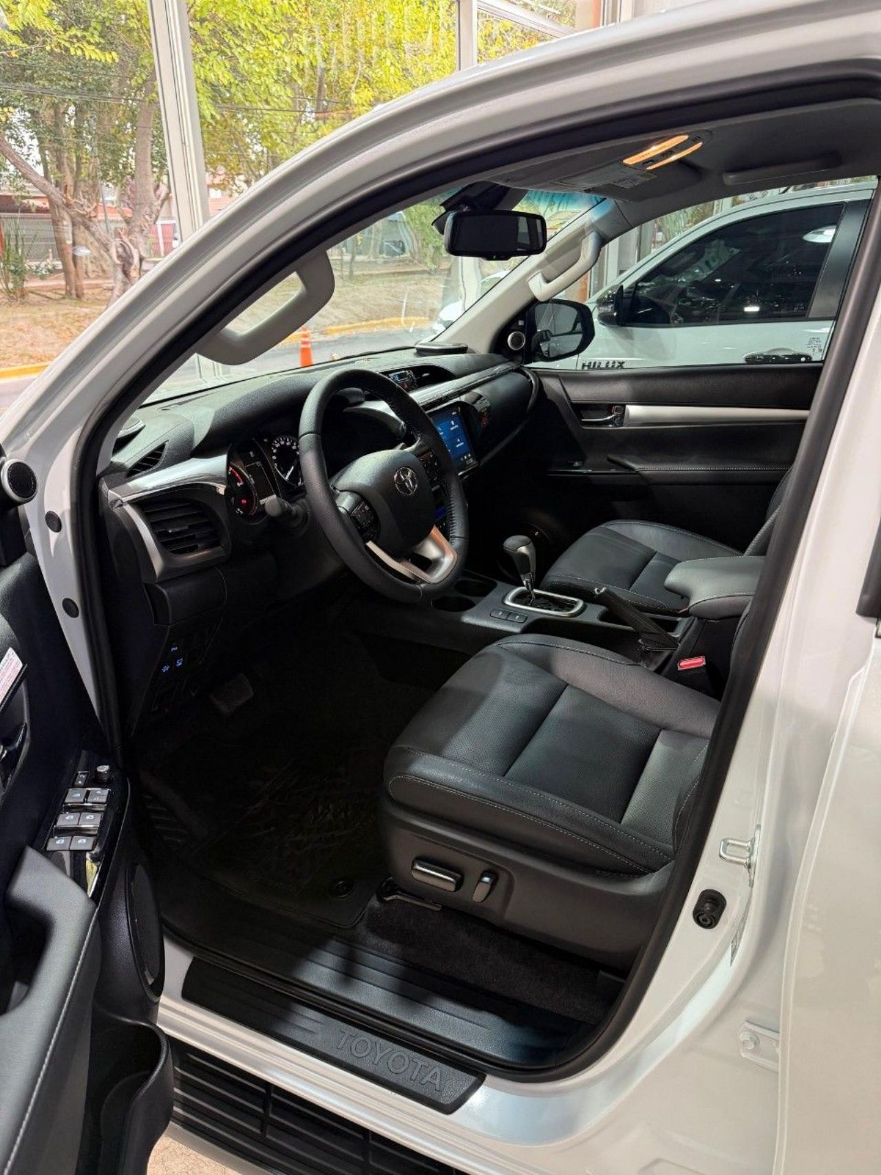 Toyota Hilux Nueva Financiado en Mendoza, deRuedas