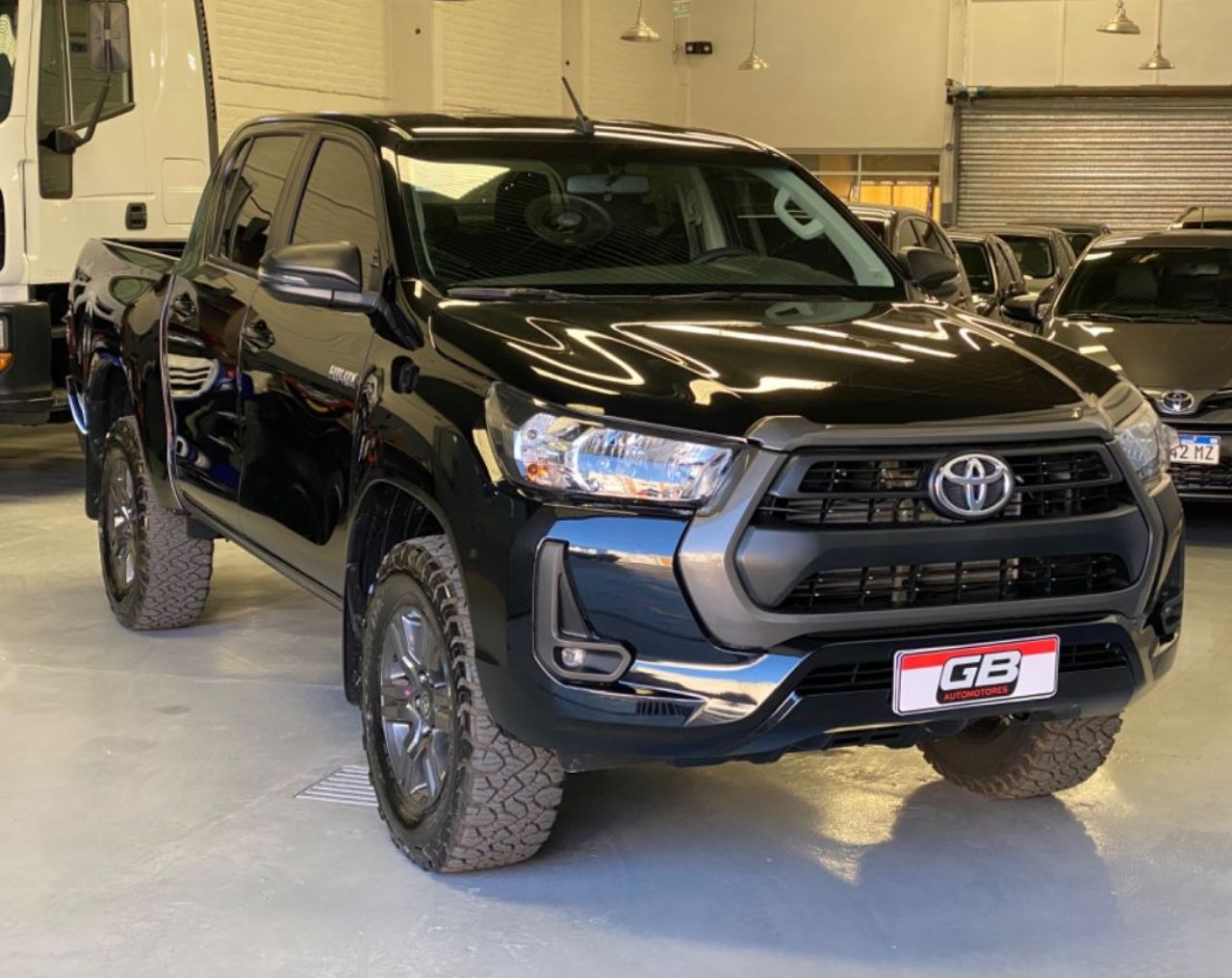 Toyota Hilux Usada Financiado en Mendoza, deRuedas