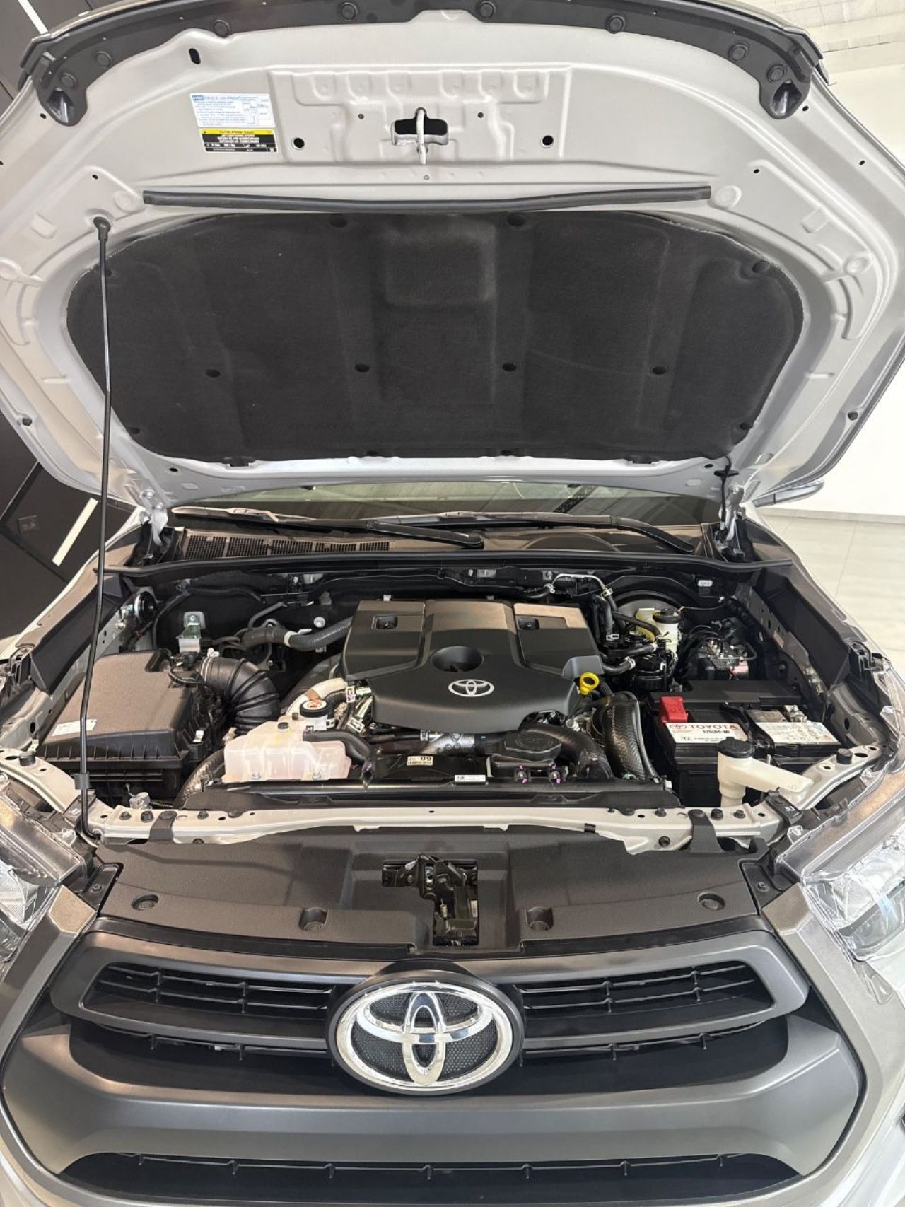 Toyota Hilux Nueva Financiado en Mendoza, deRuedas