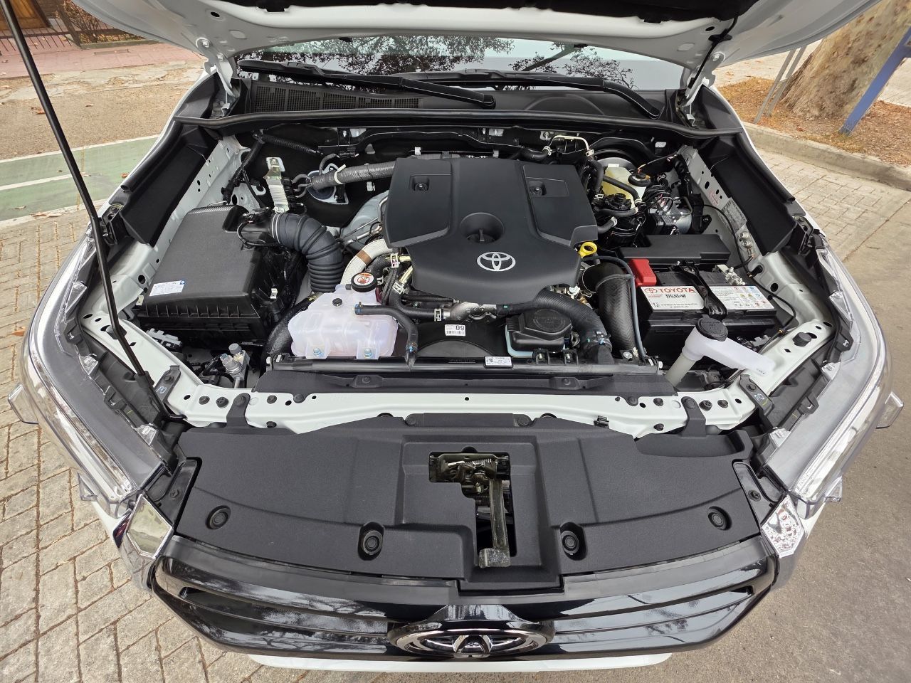 Toyota Hilux Nueva en Mendoza, deRuedas