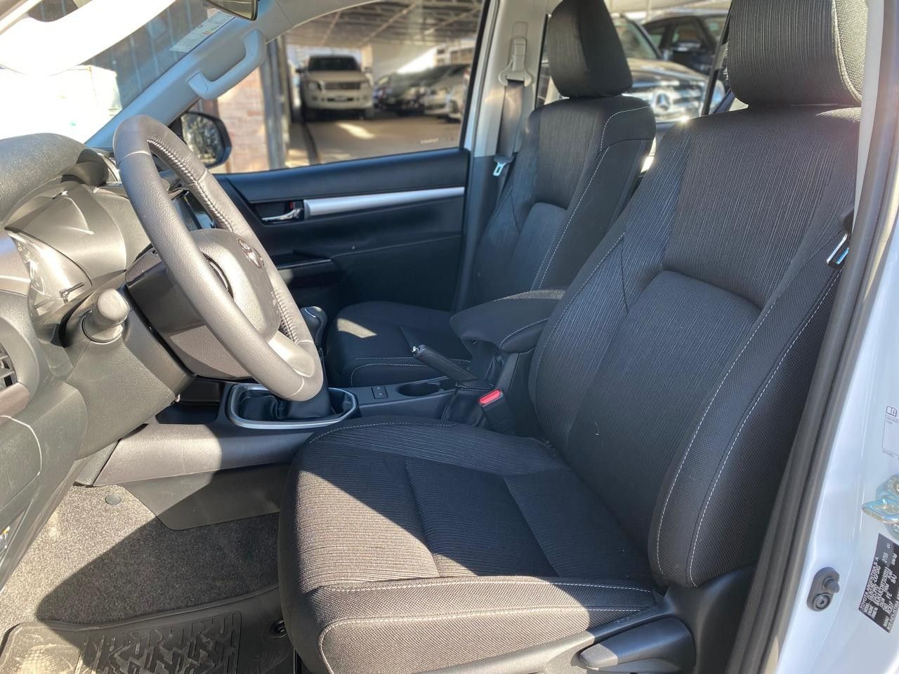 Toyota Hilux Nueva en San Juan, deRuedas