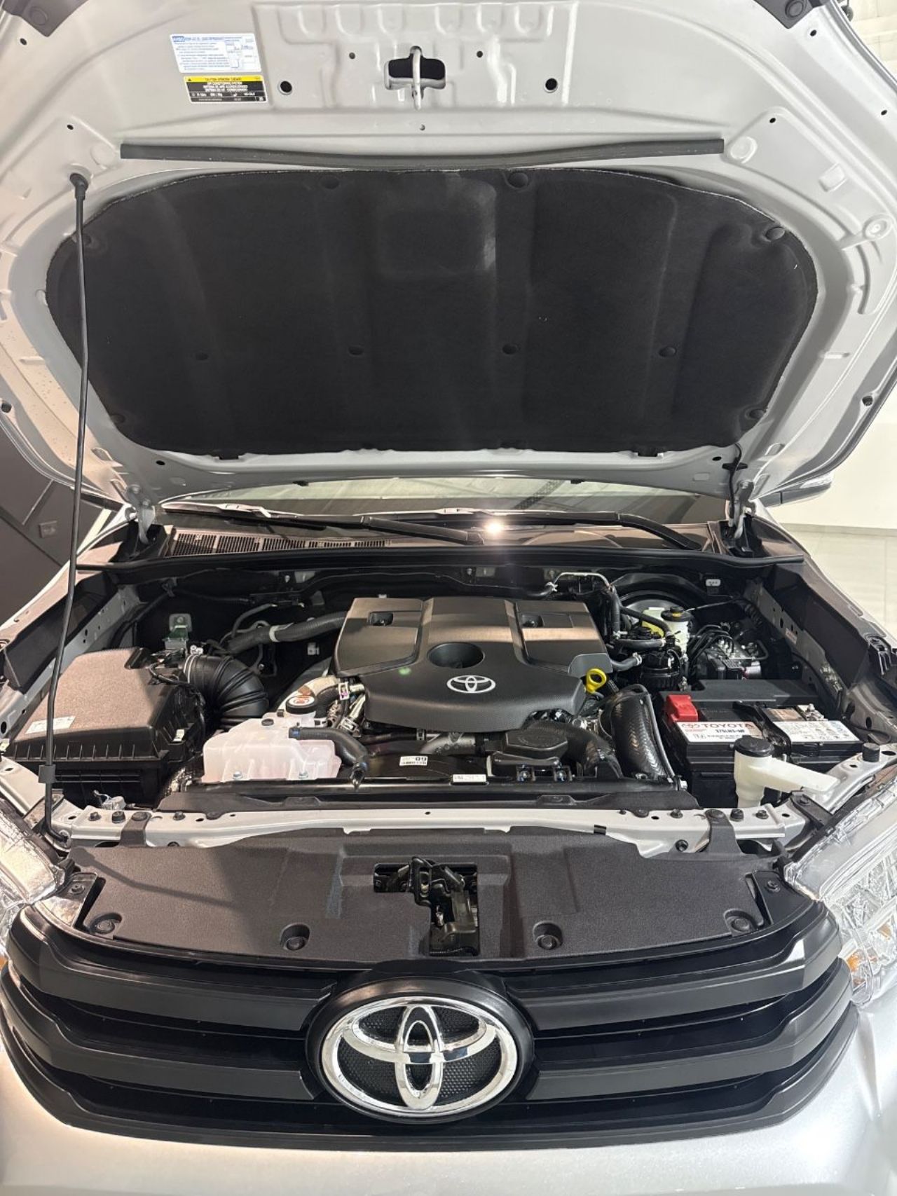 Toyota Hilux Nueva Financiado en Mendoza, deRuedas