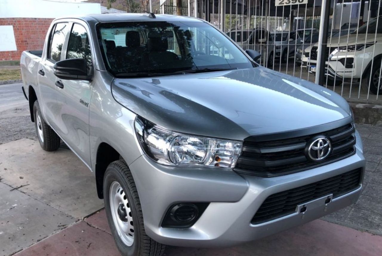 Toyota Hilux Nueva en Salta, deRuedas