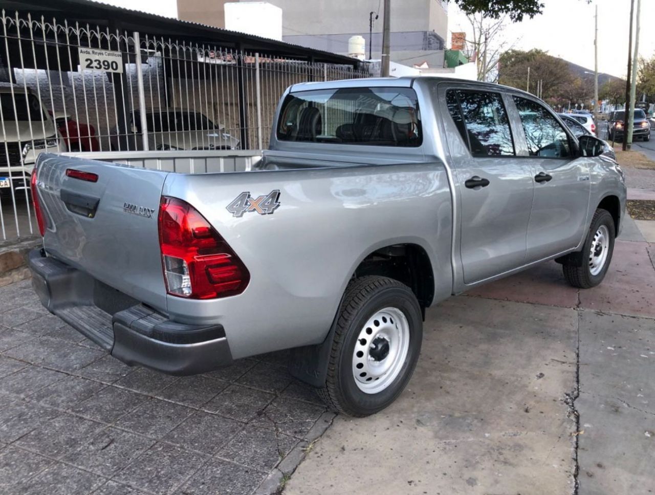 Toyota Hilux Nueva en Salta, deRuedas