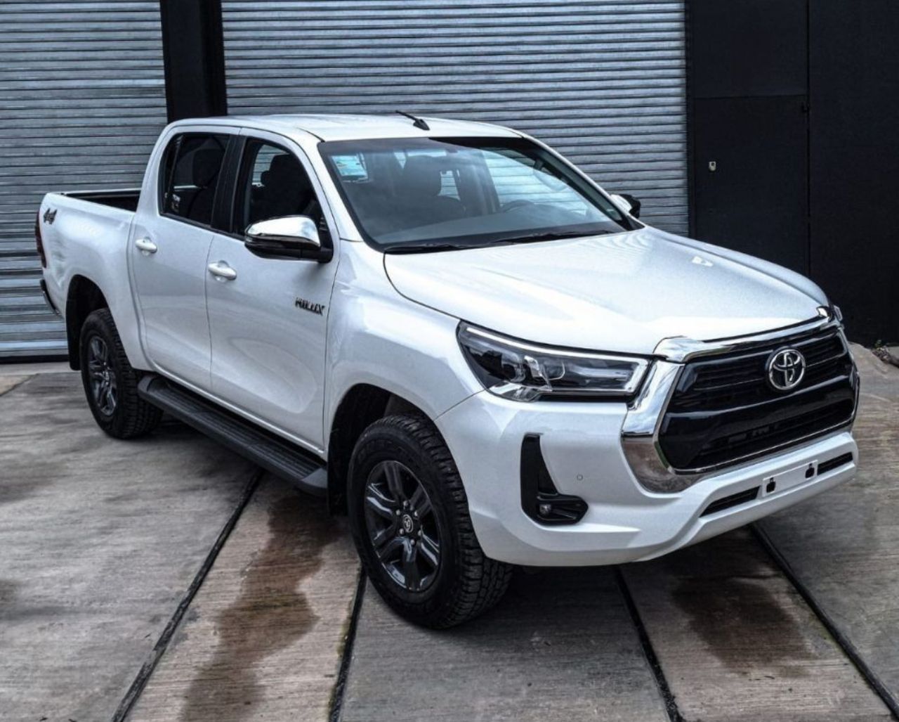 Toyota Hilux Nueva en Tucumán, deRuedas