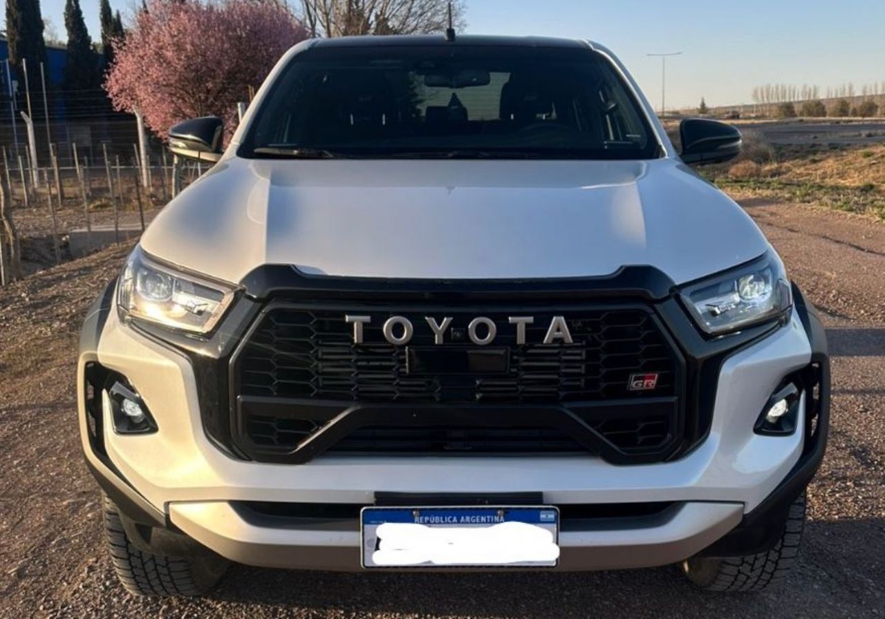 Toyota Hilux Usada en Mendoza, deRuedas