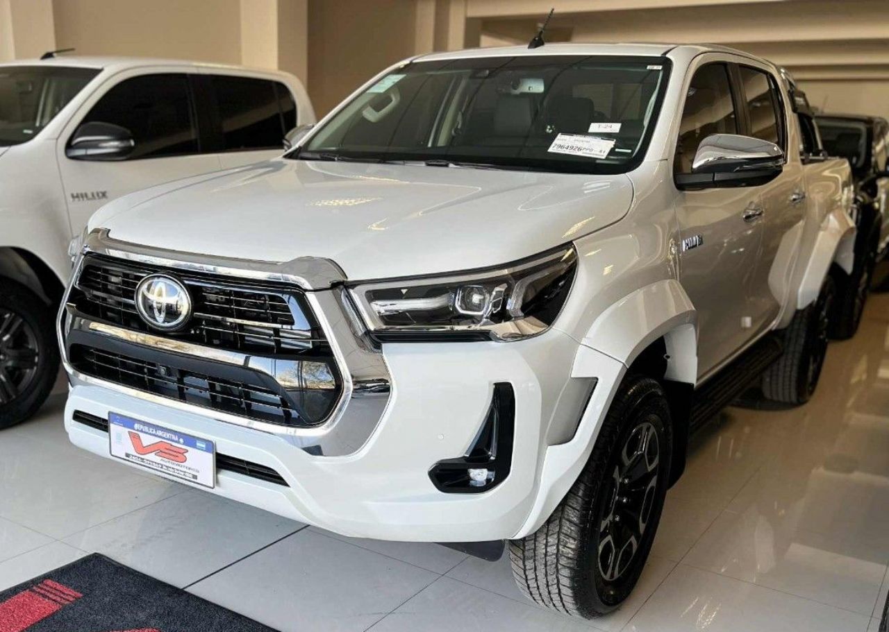 Toyota Hilux Nueva Financiado en Mendoza, deRuedas
