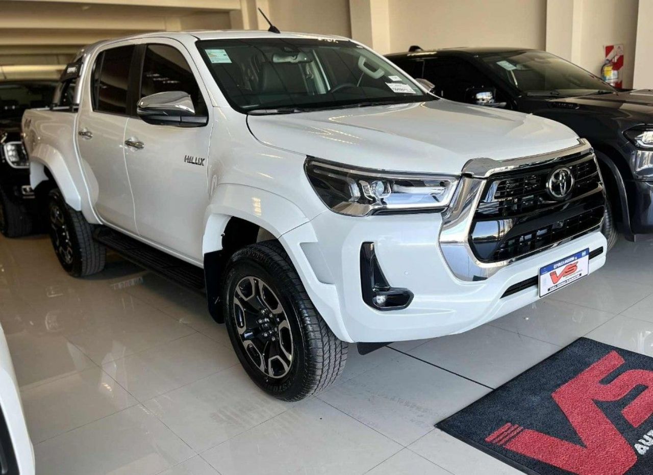 Toyota Hilux Nueva Financiado en Mendoza, deRuedas