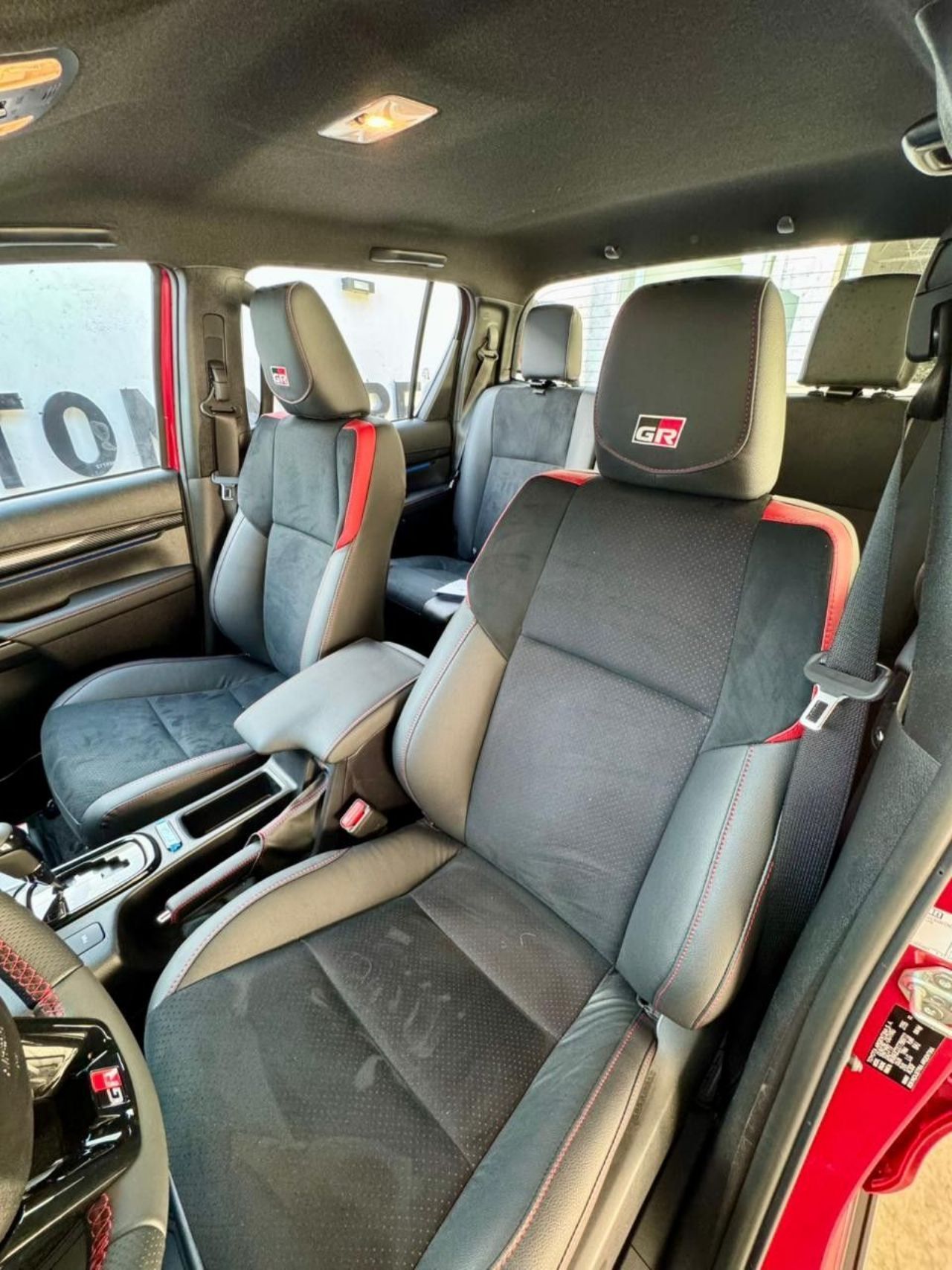 Toyota Hilux Nueva en Mendoza, deRuedas