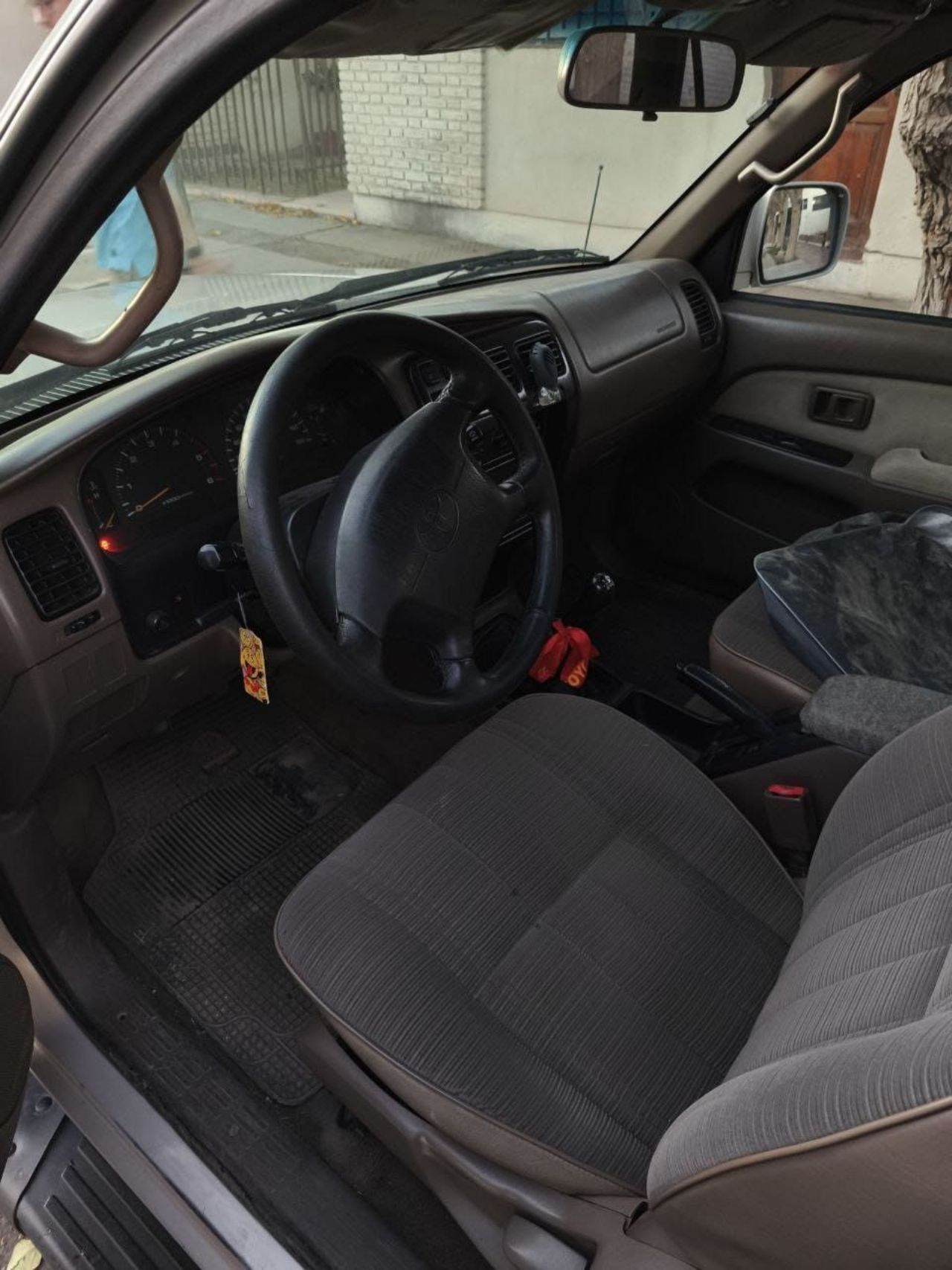 Toyota Hilux SW4 Usado en San Juan, deRuedas