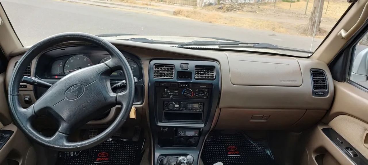 Toyota Hilux SW4 Usado en Mendoza, deRuedas