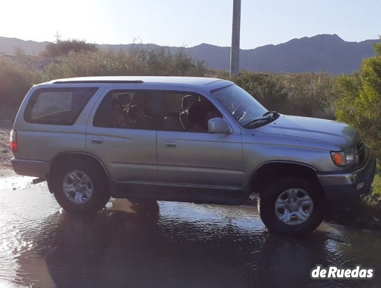 Toyota Hilux SW4 Usado en San Juan, deRuedas