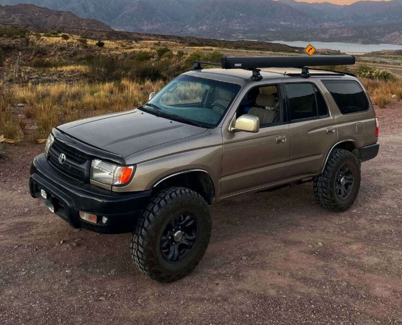 Toyota Hilux SW4 Usado en Mendoza, deRuedas