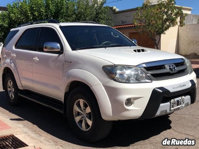 Toyota Hilux SW4 Usado en Mendoza, deRuedas