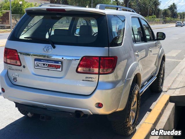 Toyota Hilux SW4 Usado en San Juan, deRuedas
