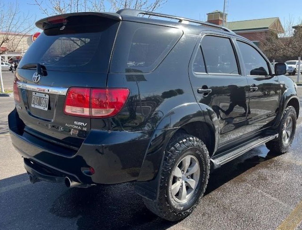 Toyota Hilux SW4 Usado en Mendoza, deRuedas